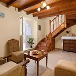 Charming In A Traditional Village, 3 Km From The Of Agios Gordios