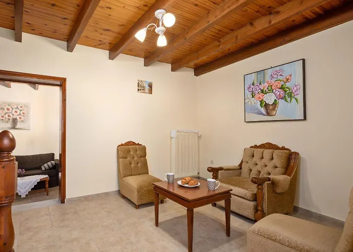 Charming In A Traditional Village, 3 Km From The Of Agios Gordios Villa Kouramádes